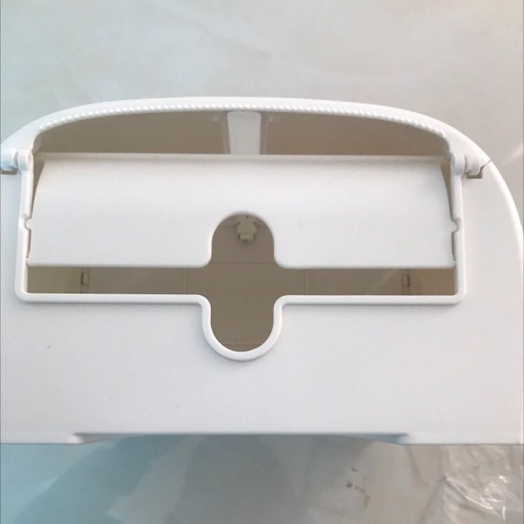 Chỗ gài nhìn lỏng lẻo dễ rớt! Gói hàng thì ok.