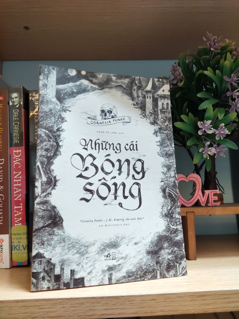 giao hàng nhanh, bọc sách cẩn thận :3