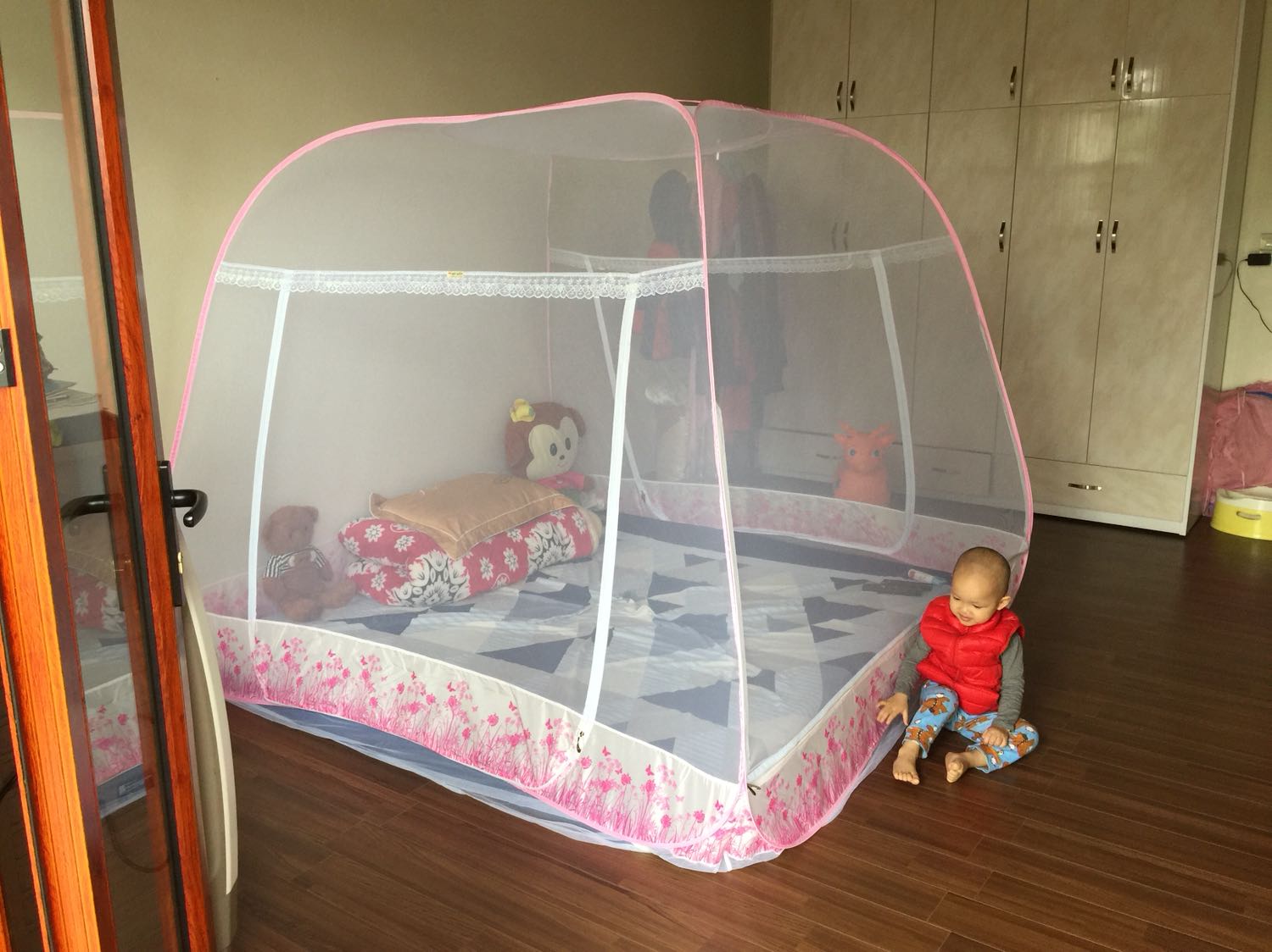 giao hàng sớm hơn lịch, giao hàng nhiệt tình,??, hàng chất lượng tốt, m đã kiểm tra rất ưng và không bị lỗi, lần đầu mua hàng của tiki bình chọn 5 sao luôn, kể cả gọi lên tổng đài nhân viên tư vấn rất nhiệt tình thân thiện, hi vọng tiki sẽ luôn duy trì uy tín và ngày càng tăng thêm niêm tin cho người mua hàng online.