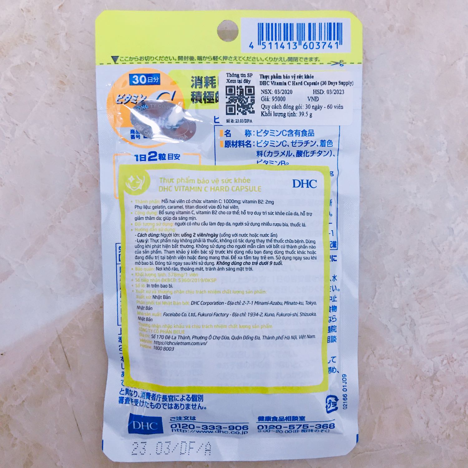 Đóng gói kỹ lưỡng, tuy giao hàng hơi chậm vì HN gửi vô SG. Hàng chính hãng, check mã vạch ra xuất xứ, có tem chống hàng giả, có tem phụ tiếng Việt. TPCN nên có nguồn gốc hẳn hoi vẫn an tâm sử dụng hơn. Đợt sau mình lại ủng hộ tiếp & biết tên cửa hàng nên khi mua sản phẩm. Mấy anh chuỵ em ngựa ngựa vô tìm comment về sản phẩm thì mua đi nghe. Sản phẩm tốt & chất lượng dù chưa thấy trắng lên vì mới sử dụng, ít nhất cũng từ 1 tháng trở lên mới thấy hiệu quả.