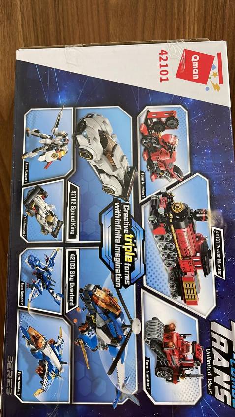 Mảnh ghép đẹp, mượt, lắp được với với đồ Lego mua ở Mykingdom nhưng giá rẻ hơn nhiều.
Sau khi sử dụng một thời gian sản phẩm cứng cáp chắc chắn. Đáng tiền. Nên mua nhé các chị các mẹ ơi 🙂