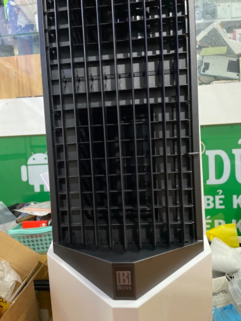 Chủ Shop Nhiệt Tình Quạt Chính Hãng Trước Có Mua 1 Cái Bên Nguyên Kim Y Chang Nhau 
Sài Mát Nhanh Đỡ Ồn Hơn Hãng Khác Nhiều
Cảm ơn Chủ Shop Đã Bán Hàng Rất Chất Lượng Giá Rẻ Hơn Nguyễn Kim Khá Nhiều
Quạt New 100% Nhé