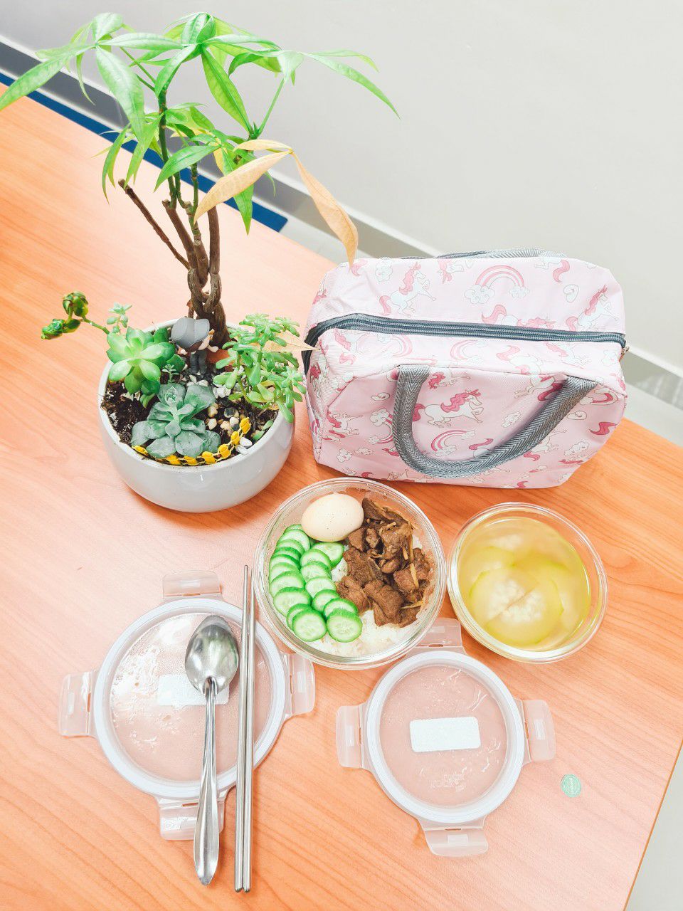 Túi đ8ựng cơm giữ nhiệt BT 120 giao không đúng sản phẩm.