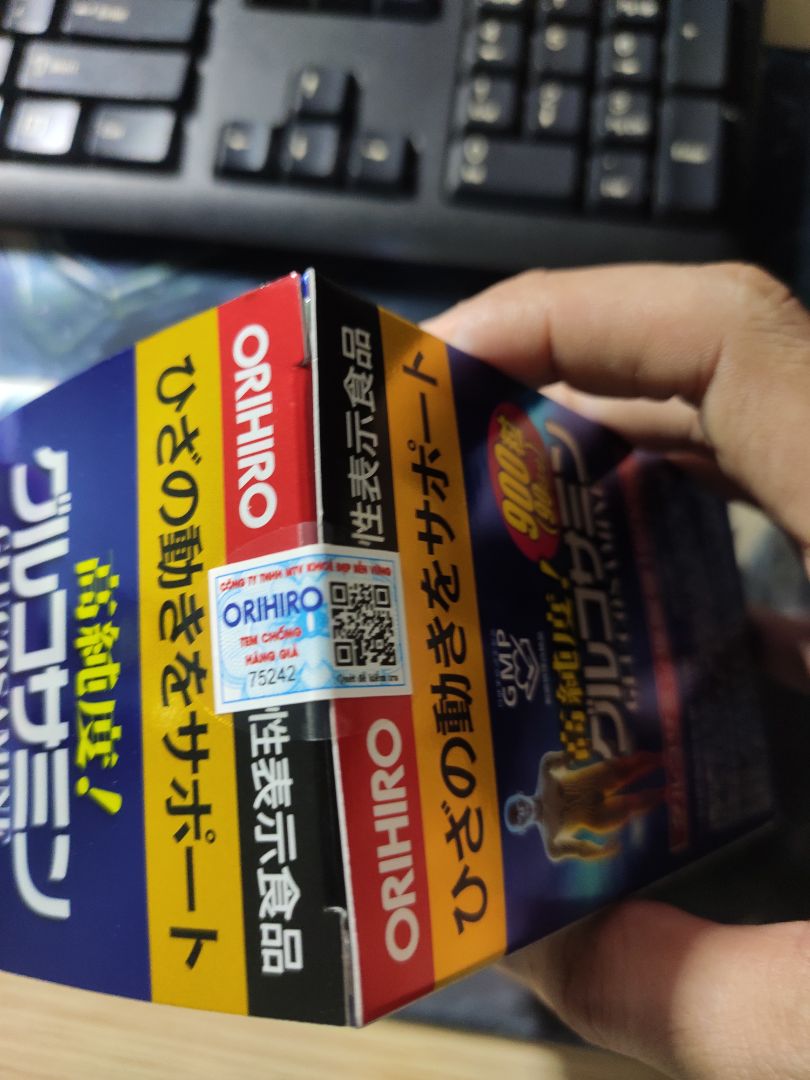 Hàng gói gọn gàng, chắc chắn. Sản phẩm có dán nhãn, tem đầy đủ.