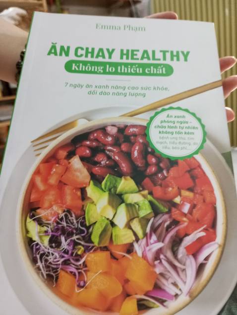 Giáo hàng nhanh, sách đẹp, đúng như trong hình Giáo hàng nhanh, sách đẹp, đúng như trong hình