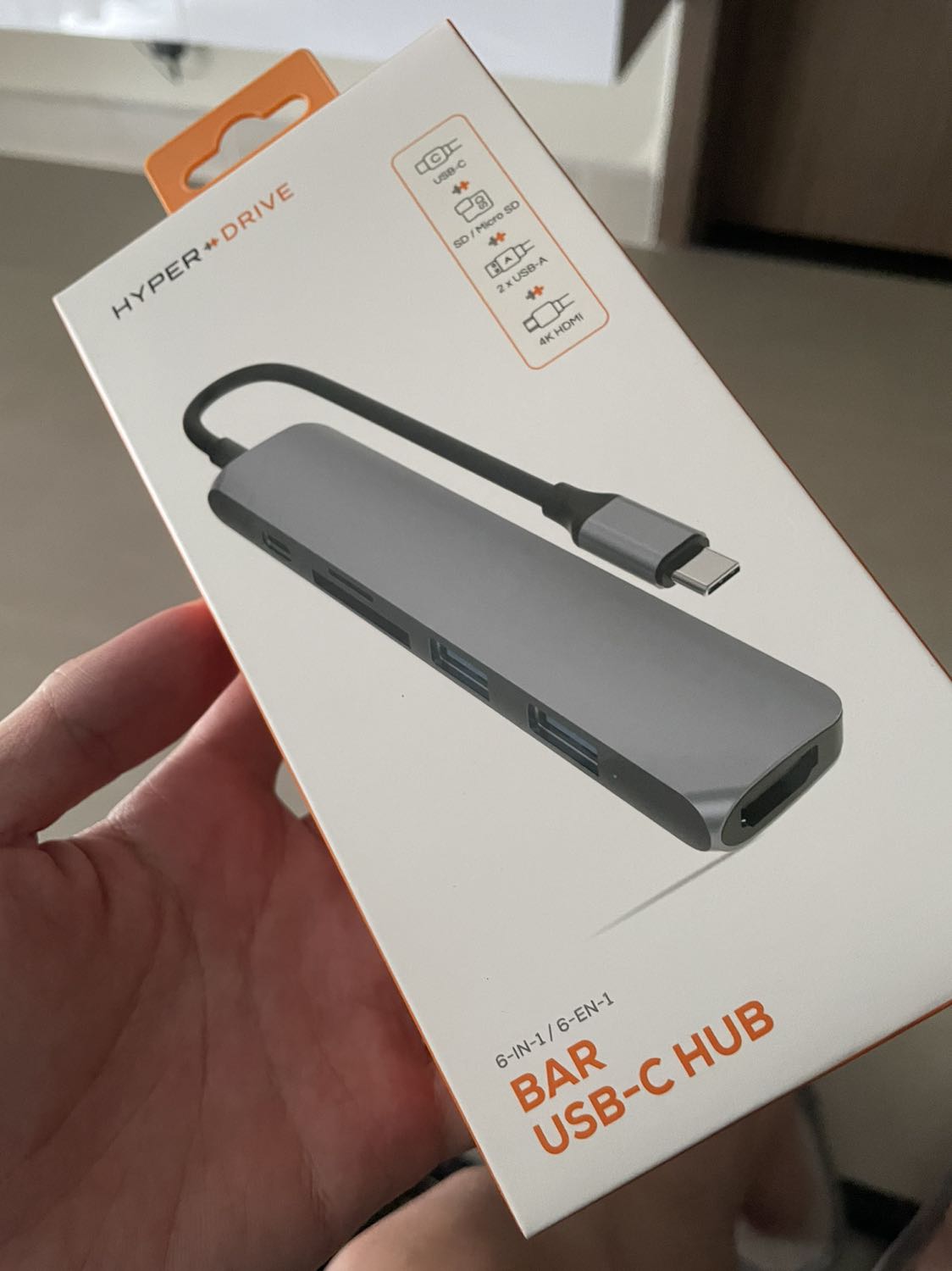 Connect tốt, thiết kế rất đẹp và hợp với macbook pro