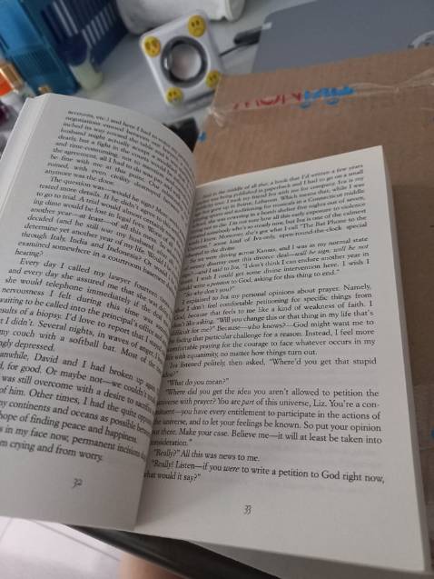 sách nhỏ hơn những gì mình nghĩ, nhưng mà không sao. Giao hàng siêu nhanh, mình đặt hồi 1h sáng mà 12h trưa đã nhận được. Mặc dù giấy không được tốt lắm nhưng chữ in rõ ràng dễ đọc, đây là quyển sách rất nổi tiếng nên mình sẽ cố gắng đọc nghiêm túc sách nhỏ hơn những gì mình nghĩ, nhưng mà không sao. Giao hàng siêu nhanh, mình đặt hồi 1h sáng mà 12h trưa đã nhận được. Mặc dù giấy không được tốt lắm nhưng chữ in rõ ràng dễ đọc, đây là quyển sách rất nổi tiếng nên mình sẽ cố gắng đọc nghiêm túc