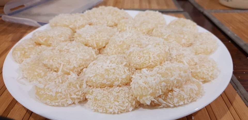 Vòng đá nặng mà dây đeo mảnh quá , mua tặng nhưng thấy khg yên tâm. Vòng đá nặng mà dây đeo mảnh quá , mua tặng nhưng thấy khg yên tâm.