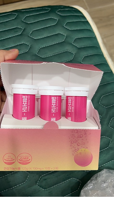 Đóng gói rất cẩn thận. Hộp nguyên vẹn. Có cả thực đơn và chế độ dinh dưỡng luôn. Nếu hiệu quả sẽ quay lại. Cảm ơn shop.