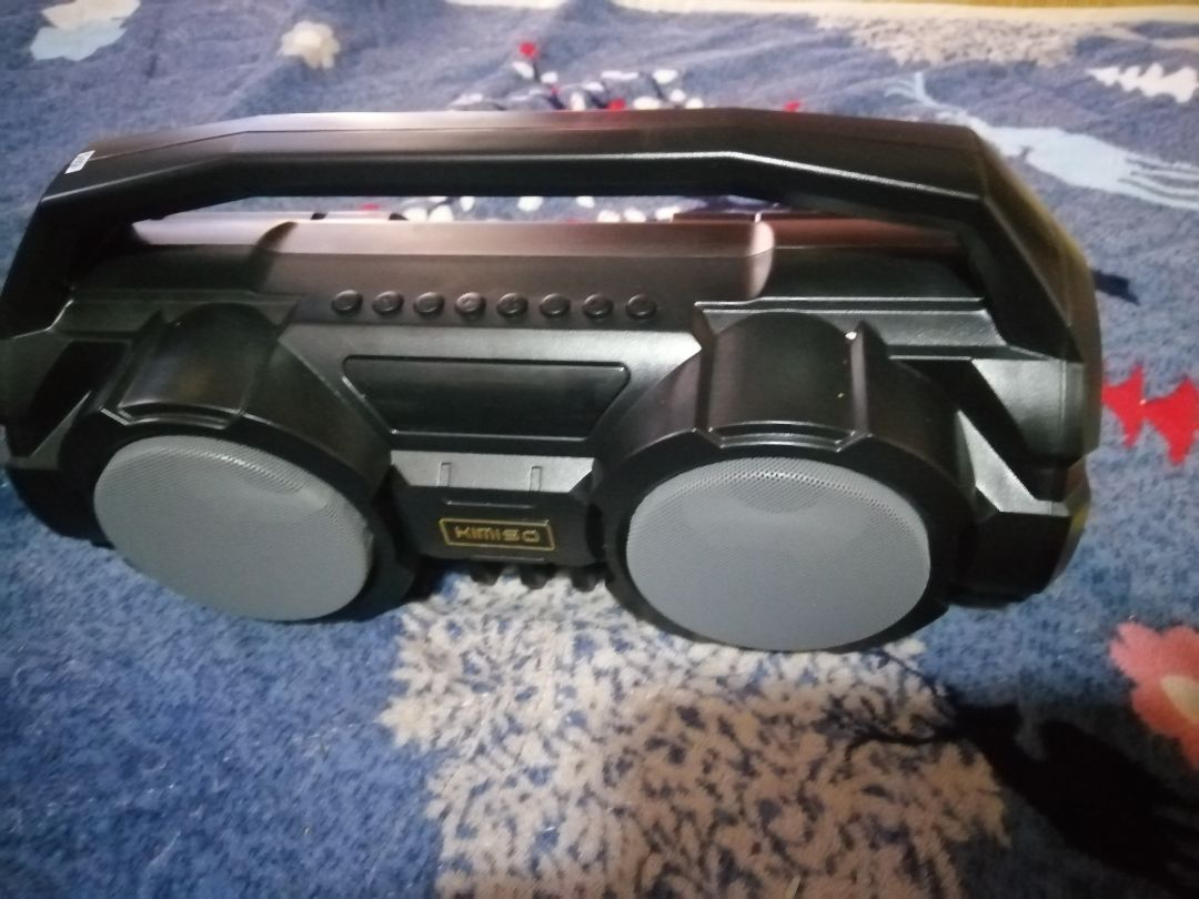 Minh nhần hàng  đúng  với hinh anh  loa nghe tốt ko rè  mít nghe cung tốt đóng gói cận thật  cho shop  4 sao còn  đề dùng và sau  này có sao ko