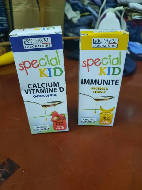 Bao bì lỏng lẻo, vị rất kỳ
Đã từng mua sp này tại nhà thuốc An khang nhưng chất lg khác hẳn