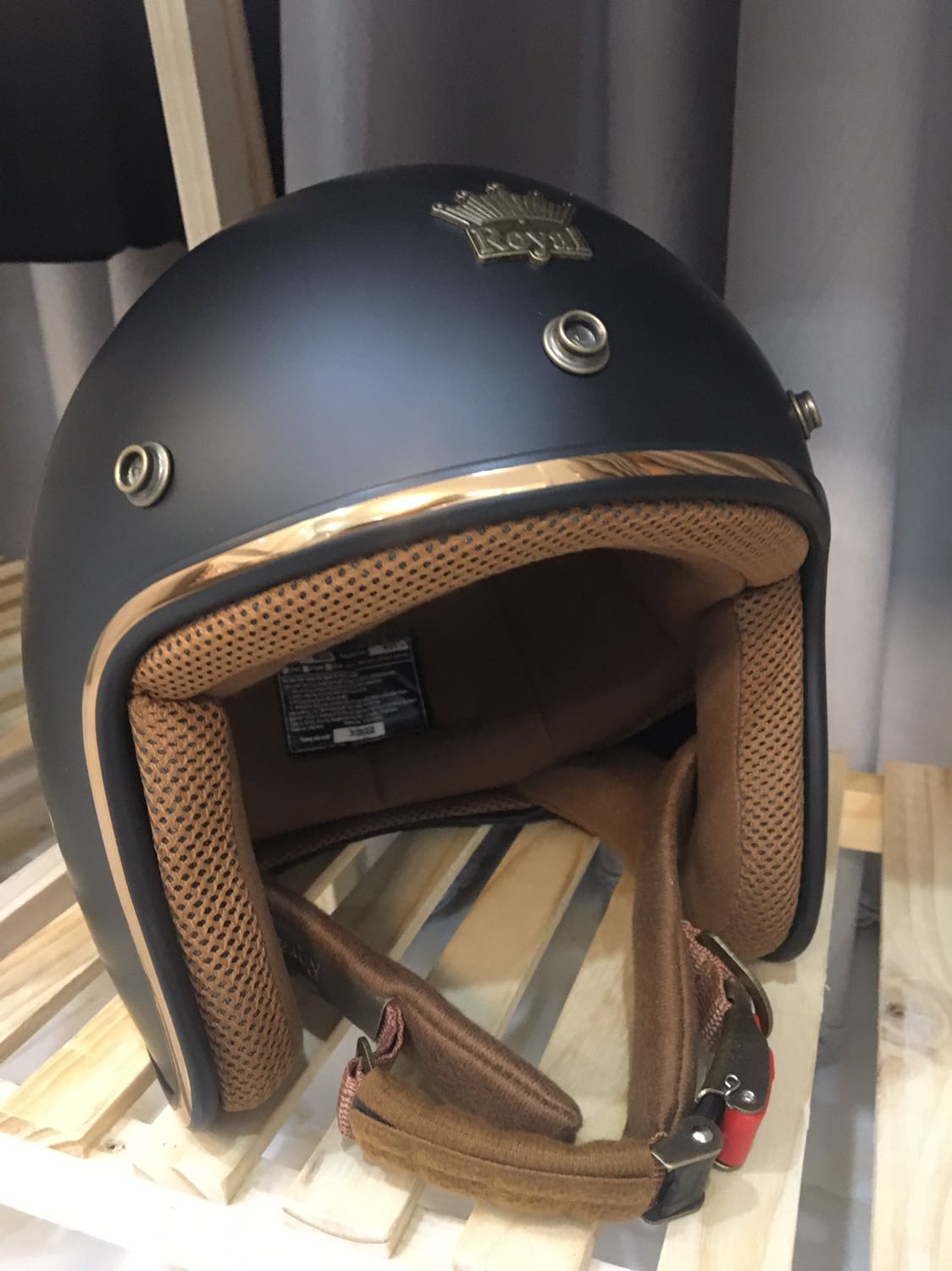 cung dep, lan dau tien thay non dep, ôm đầu cung dep, lan dau tien thay non dep, ôm đầu