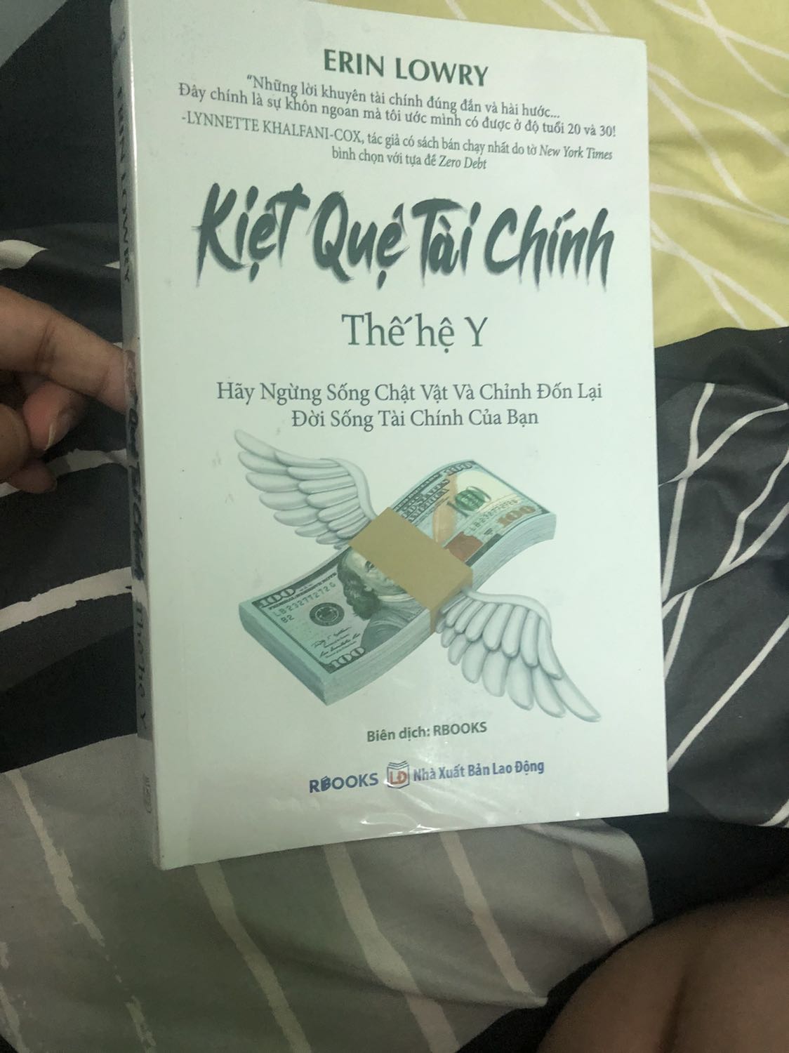 Sách đưa đến kiến thức hữu ích dành cho những người muốn sắp xếp lại kế hoạch tài chính hiện tại.