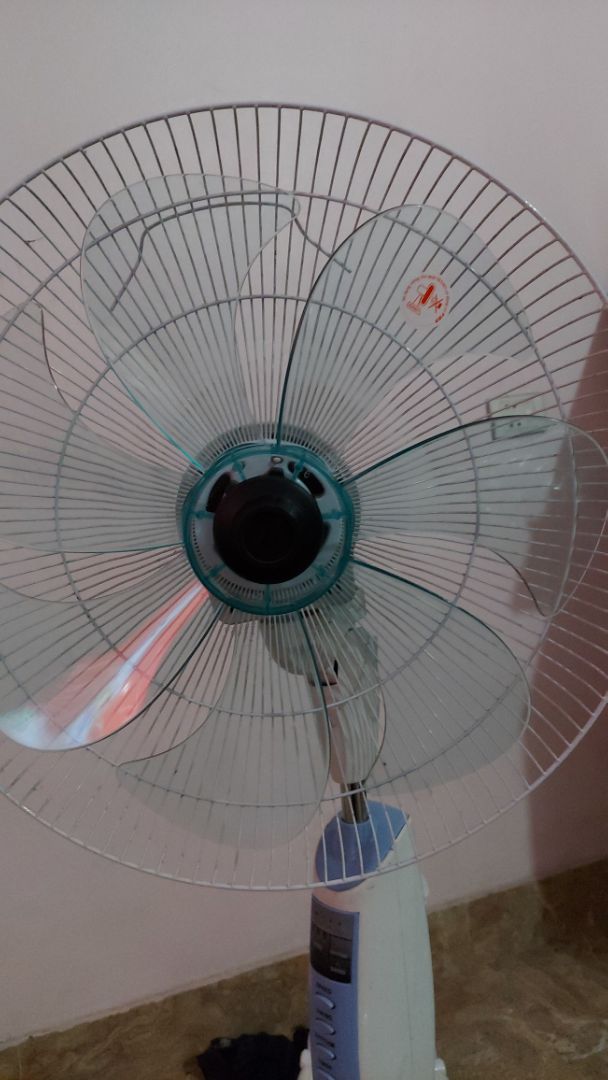 sản phẩm đúng như mô tả. hang chính hãng còn nguyên tem. đóng gói cẩn thận . giao hàng đúng hẹn sản phẩm đúng như mô tả. hang chính hãng còn nguyên tem. đóng gói cẩn thận . giao hàng đúng hẹn