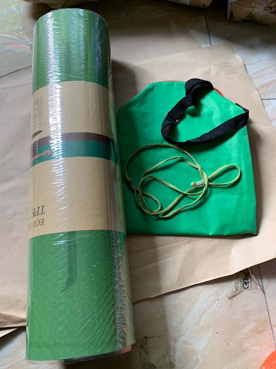 Thảm dày dặn, giao hàng cực nhanh, túi và dây đầy đủ.Đường định tuyến sắc nét.
mình cũng bán onl bán lại cho học viên thấy rất ưng