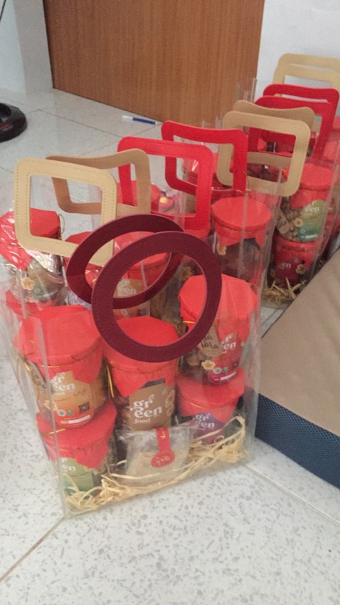 Noi dung hay, bia dep , de hieu, danh cho *** ban moi lam quen chiem tinh