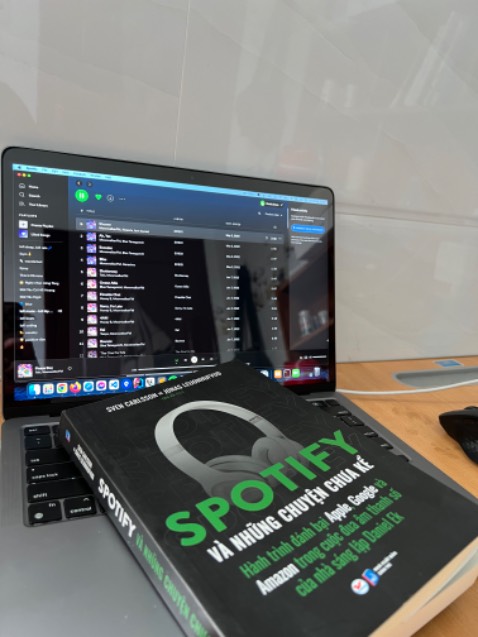 Sách hay, đóng gói cẩn thận, giao hàng nhanh và chu đáo. Sẽ tiếp tục mua thêm sách và các đồ dùng cần thiết trong tương lai ở Tiki.