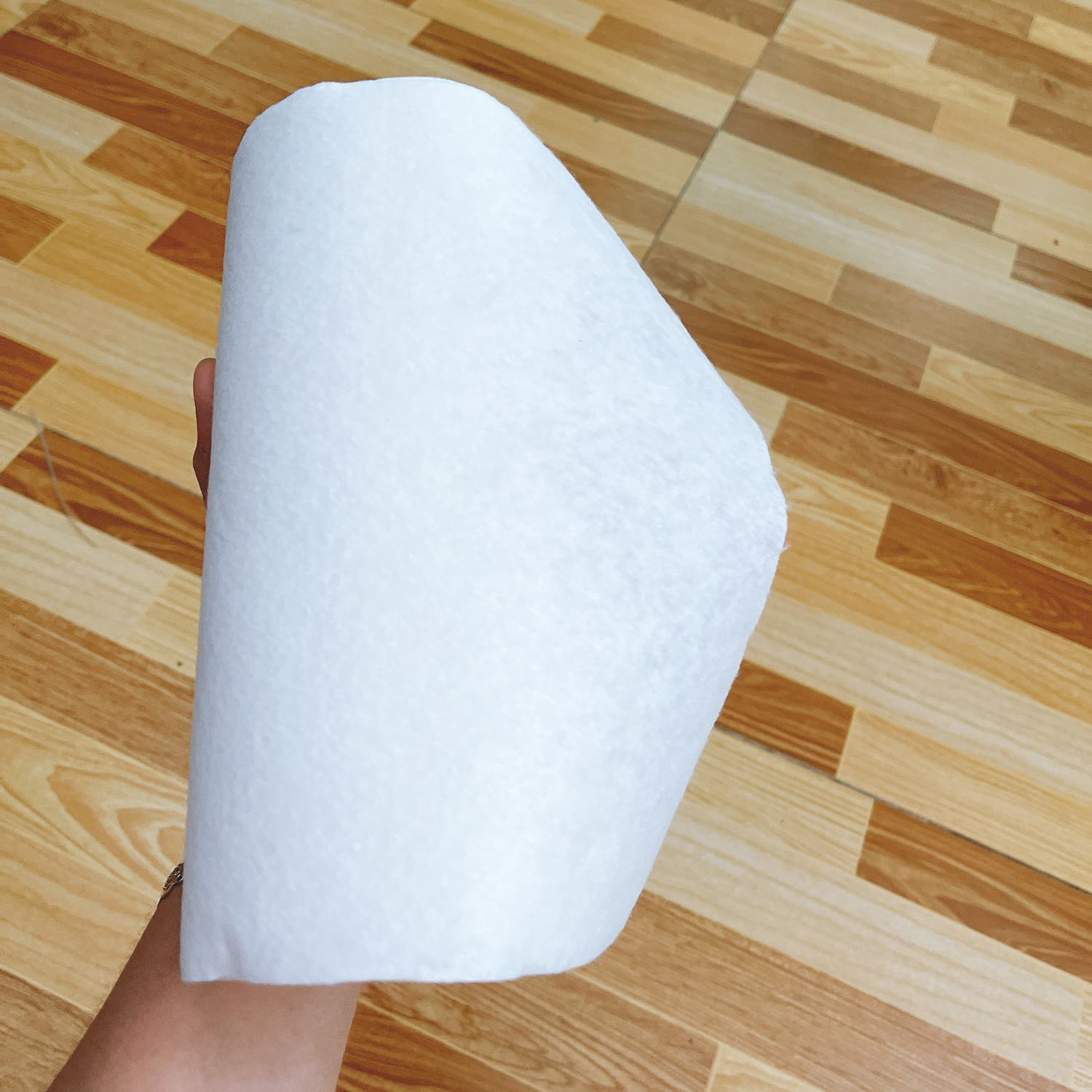 Sản phẩm cũng ok mn ơi.. dầu mỡ nhiều thì mình dùng cái này lau r mình bỏ luôn.. cũng tiện lợi.. mình mua có mã giảm 20k momo nên có 20k.. rẻ quá r