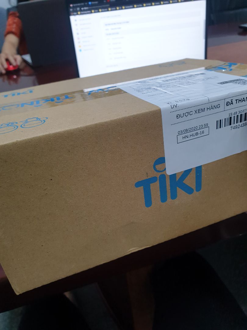 Giao hàng rất nhanh, hôm qua đặt hôm nay đã có. Hàng đóng gói cẩn thận.

Hàng chính hãng, "Made in Romania".

Hàng (có vẻ như) đã qua sử dụng/test, tuy nhiên với loại sản phẩm này thì việc này không ảnh hưởng lắm.

Đánh giá 4 sao.