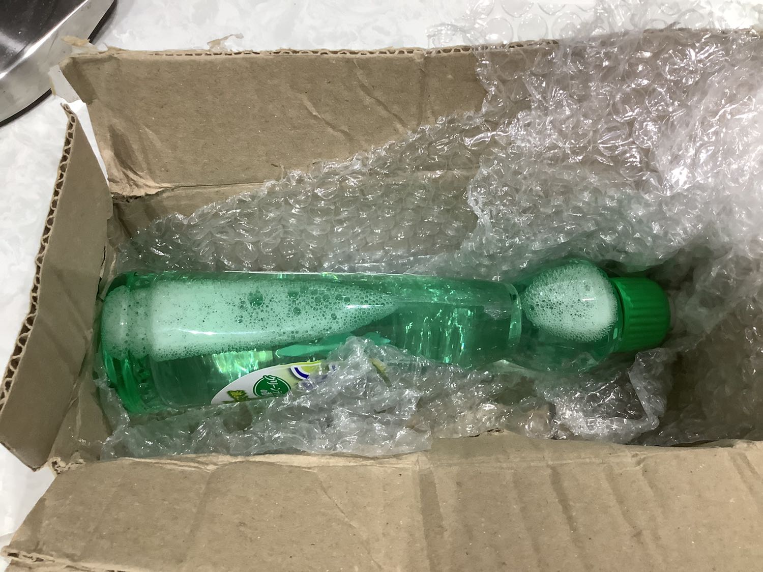 Tôi mua 1 sét có 2 chai, đã thanh toán đủ trước, nhưng khi giao hàng chỉ có 1 chai . Đề nghị TIKI và shop kiểm tra và giao bổ xung trả đủ hàng.