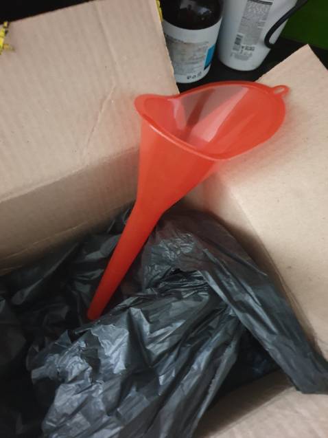 Hàng giao không đúng
Chat 1 ngày mà shop ko rep luôn???