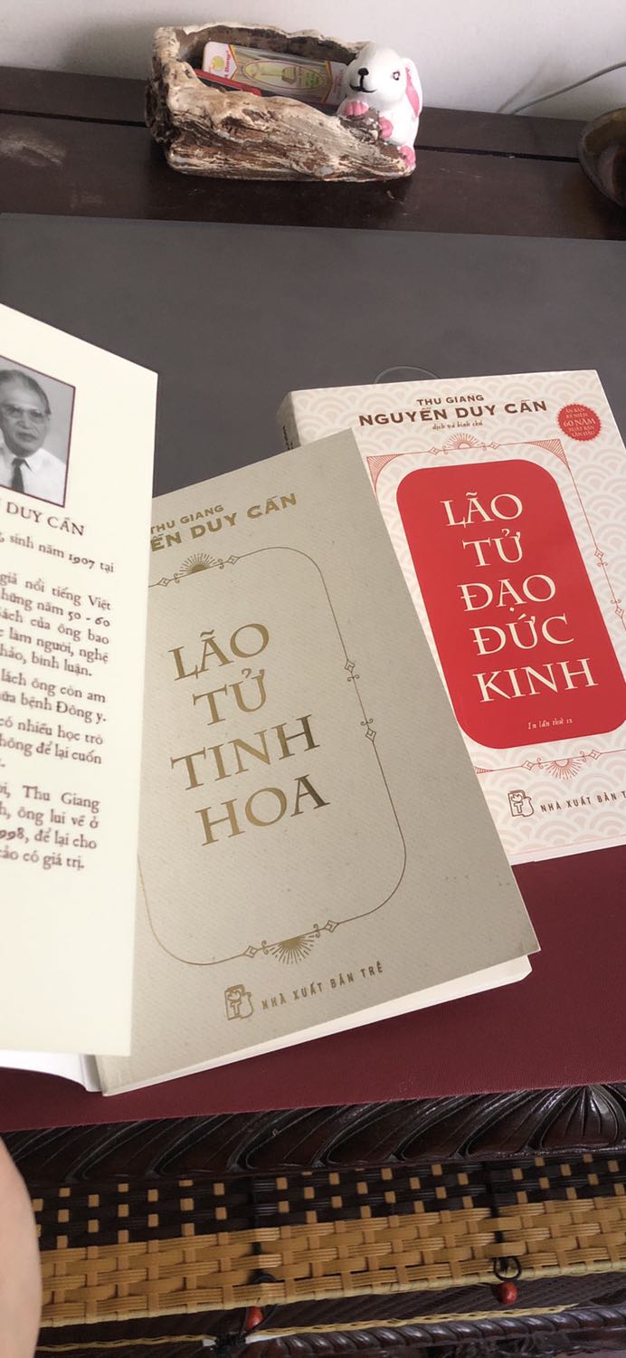 Sách đẹp, và quan trọng là kiến thức bên trong thì quá đỉnh. Cảm ơn cụ Thu Giang Nguyễn Duy Cần vì đã là người thầy (dù không cùng thời) của chúng con.