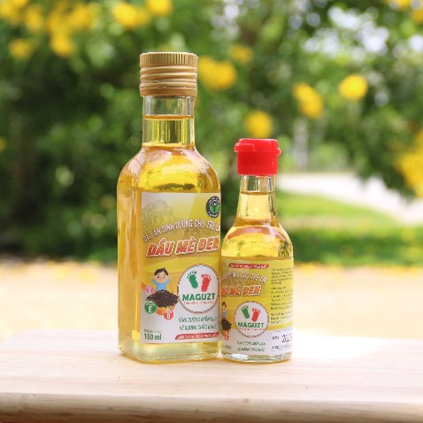 Dầu dễ ăn, đóng gói chưa chắc chắn lắm, giao tui sợ bể dùm luôn