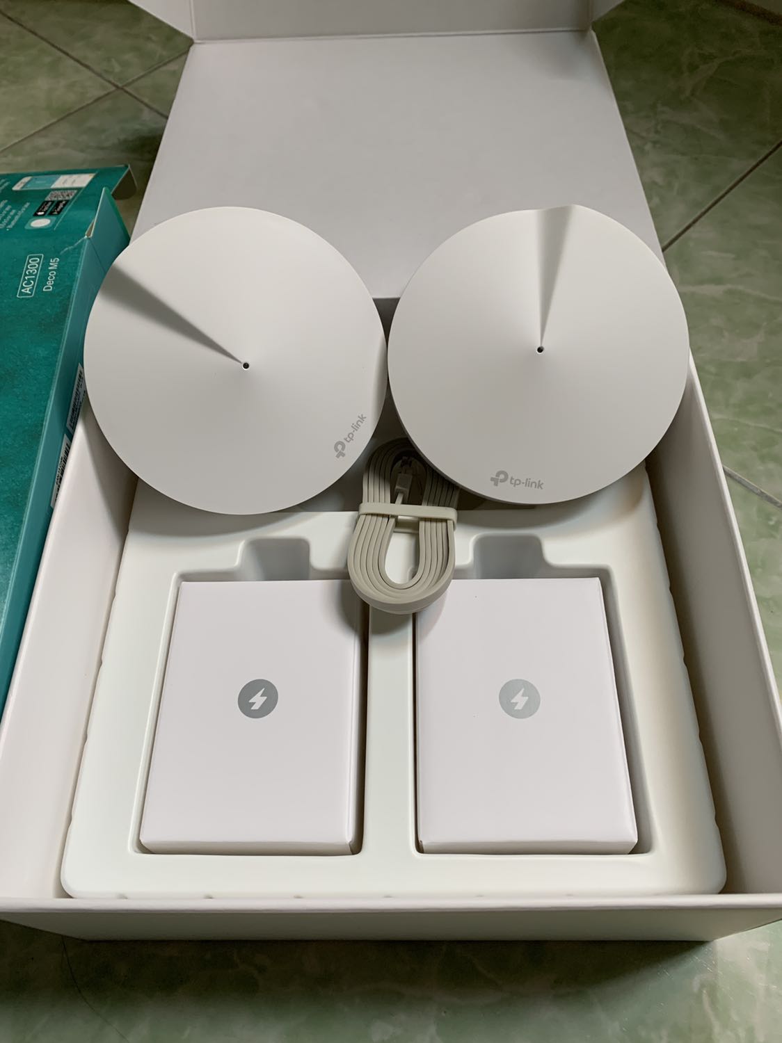 Nguyên đai nguyên kiện, BH 24 tháng, gắn vào tốc độ mạng ổn, cảm ơn shop đã giao hàng trong 2h đúng hẹn.