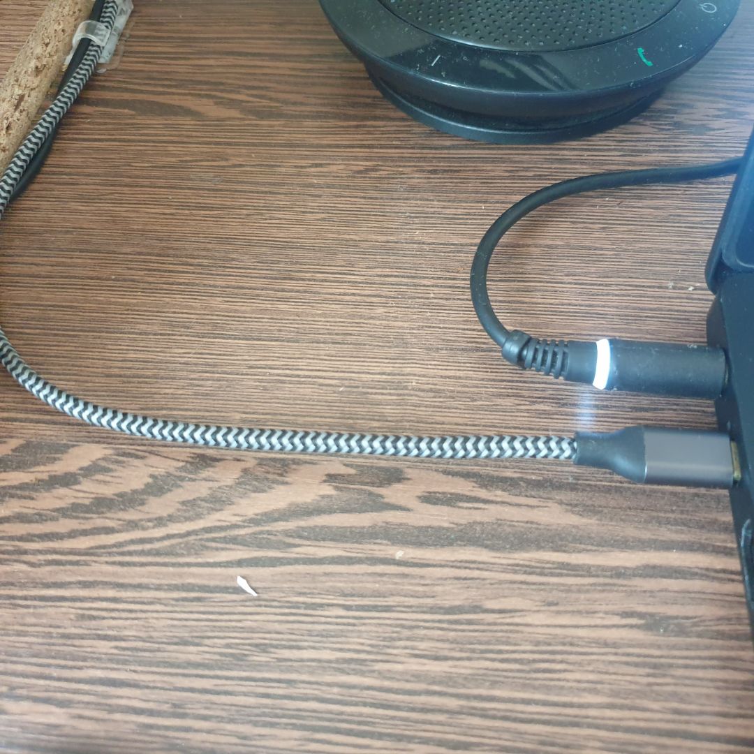 sản phẩm tốt, kết nối tốt với laptop Windows hoặc Macbook.