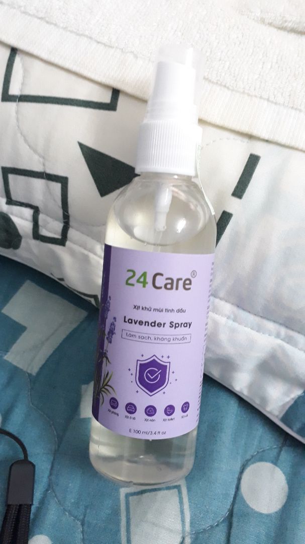 Mùi thơm dễ chịu, mình hay thích xịt vào gối trc khi ngủ, ngửi mùi thơm thư giãn dễ ngủ hơn, nhưng cũng xịt vừa thôi, xịt nhiều mùi sẽ nồng lắm. Sản phẩm tốt!