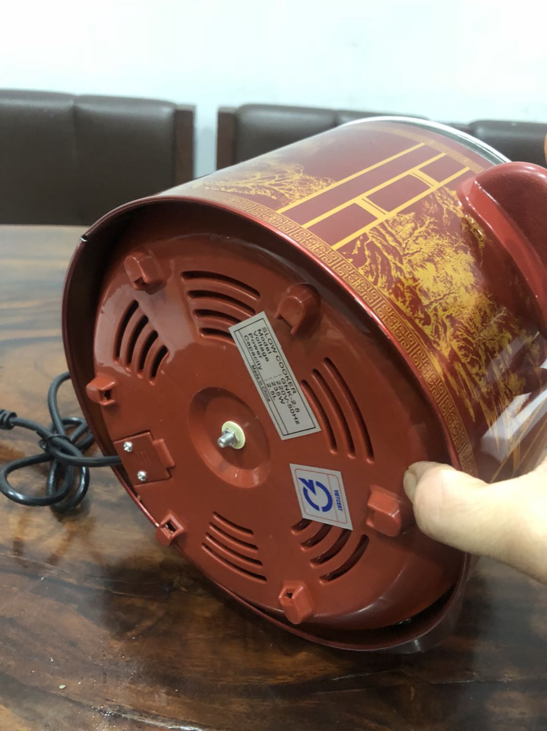 Quá ghê! Kh dám sử dụng. Sản phẩm như cái răng rụng. Nhờ tiki thu hồi sản phẩm. Cảm ơn!