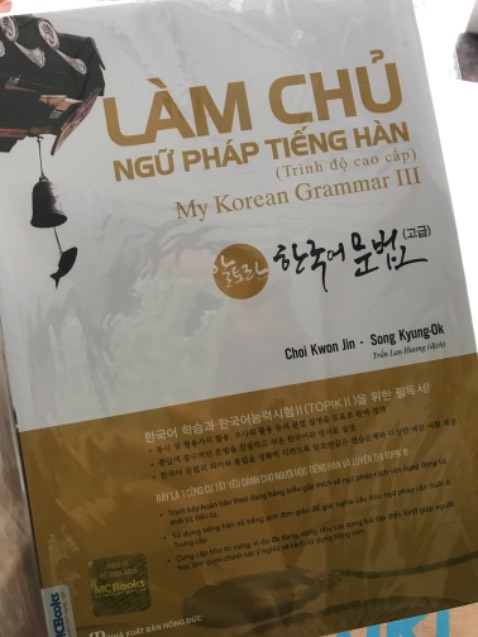 Sách đẹp, bìa cứng, không dày trang lắm, đóng gói tốt