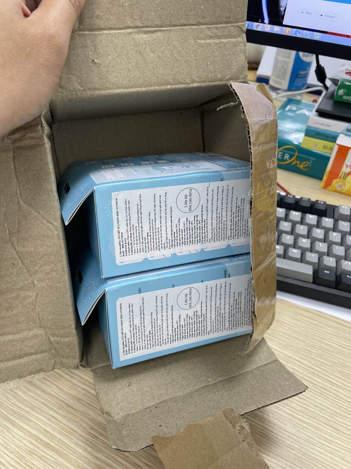 Giao hàng lần đầu thiếu 1 combo, nhưng phản hồi thì shop có giao ngay trong ngày hôm sau. Vẫn cho 5* vì có dịch vụ cầu thị