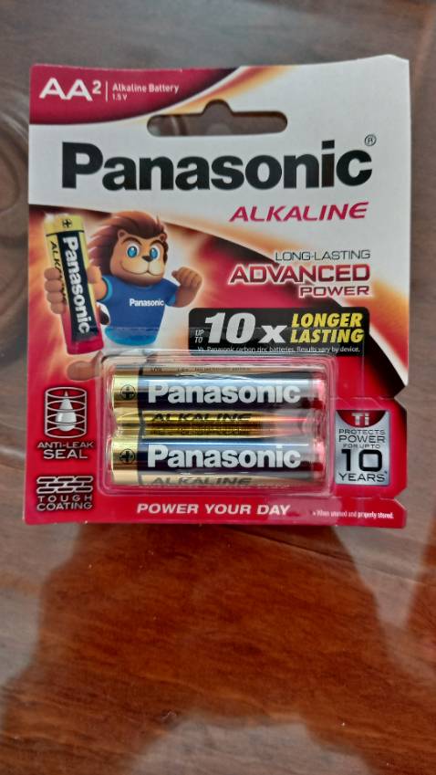 Pin kiềm chính hãng Panasonic. Mọi người nên tin mua dùng những sản phẩm chính hãng từ Quý shop này. Pin kiềm không chảy nước, rất tốt để dùng cho remote các thiết bị. Cảm ơn Quý Shop! Cảm ơn Quý Tiki