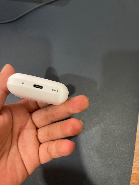 Âm thanh hay, độ hoàn thiện chắc chắn đẹp
Pin lâu đáng tiền