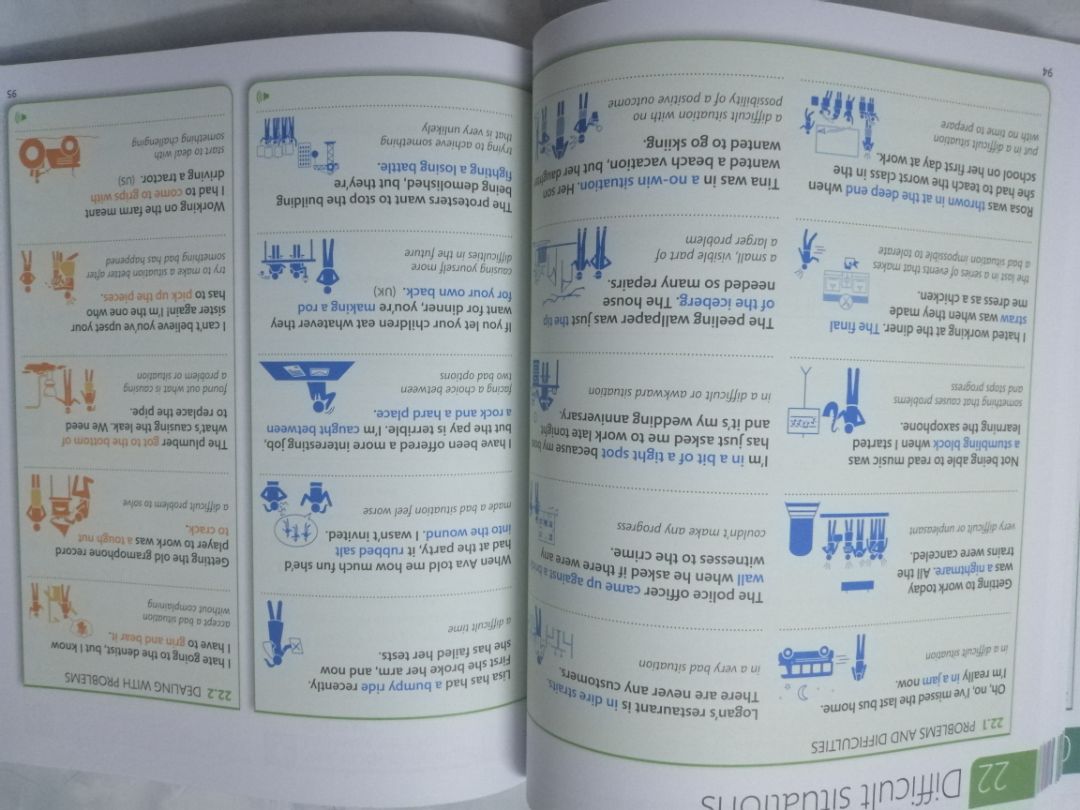 Shipper giao rất rất nhanh, lịch sự. Sách rất đẹp, nhìn là muốn học. Cảm ơn Tiki.