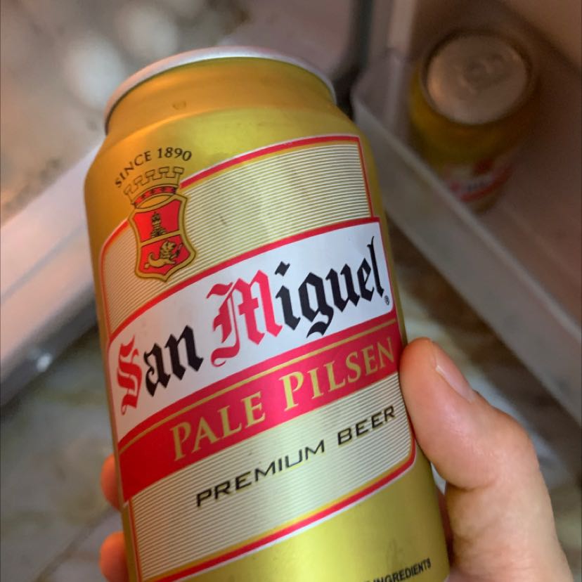 Bia uống êm êm, hạn sử dụng còn ít, giao hàng nhanh, shipper thân thiện