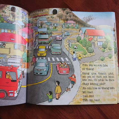 Bản in chất lượng, hình vẽ rất đẹp, phù hợp với con trẻ. Hay.