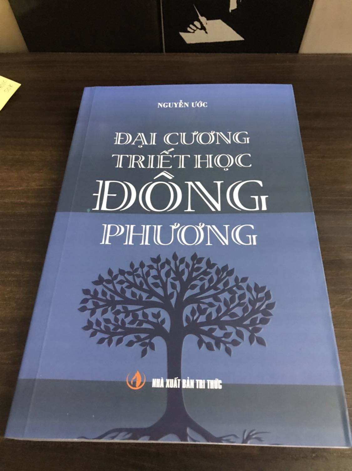 Cuốn nhập môn rất hay dành cho người muốn tìm hiểu về triết học phương Đông. Tiki giao hàng nhanh, sách đẹp.