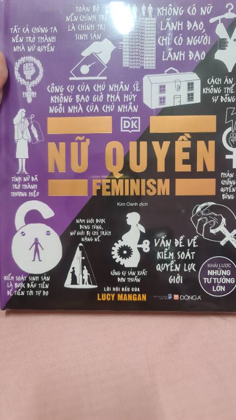 Sách được bọc seal kín