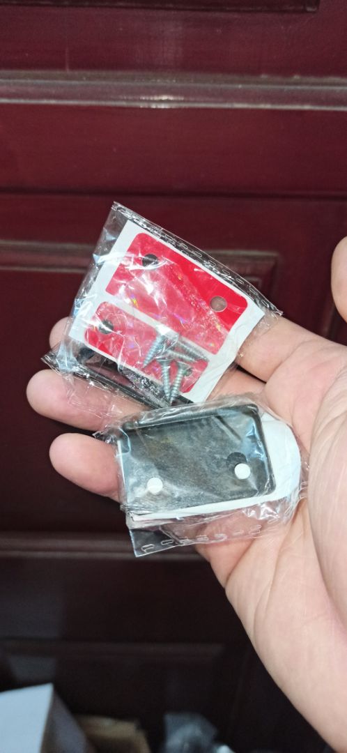 chất liệu tốt. cầm khá chắc tay, rất ưng ý