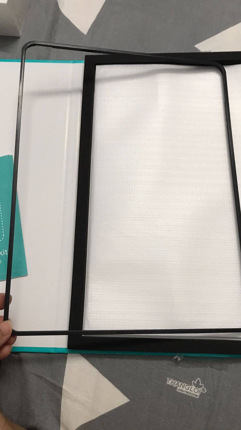 Làm rất chi là xịn xò, hộp đựng rất đẹp, chắc chắn, giao hàng nhanh như 1 cơn lốc xoáy.