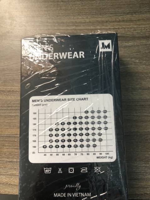vừa nhận hôm nay, tiki giao lẹ quá. đóng gói rất chắc chắn, áo tốt, giá rẻ mà được hẳn cái hộp xịn. mới mua của shop lần đầu nhưng đã rất ưng ý rồi, chắc chắn mua thêm áo để mặc thay đổi. 5*