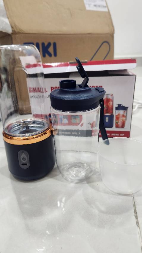 Máy xay nhỏ gọn có thể mang theo đi làm nhé