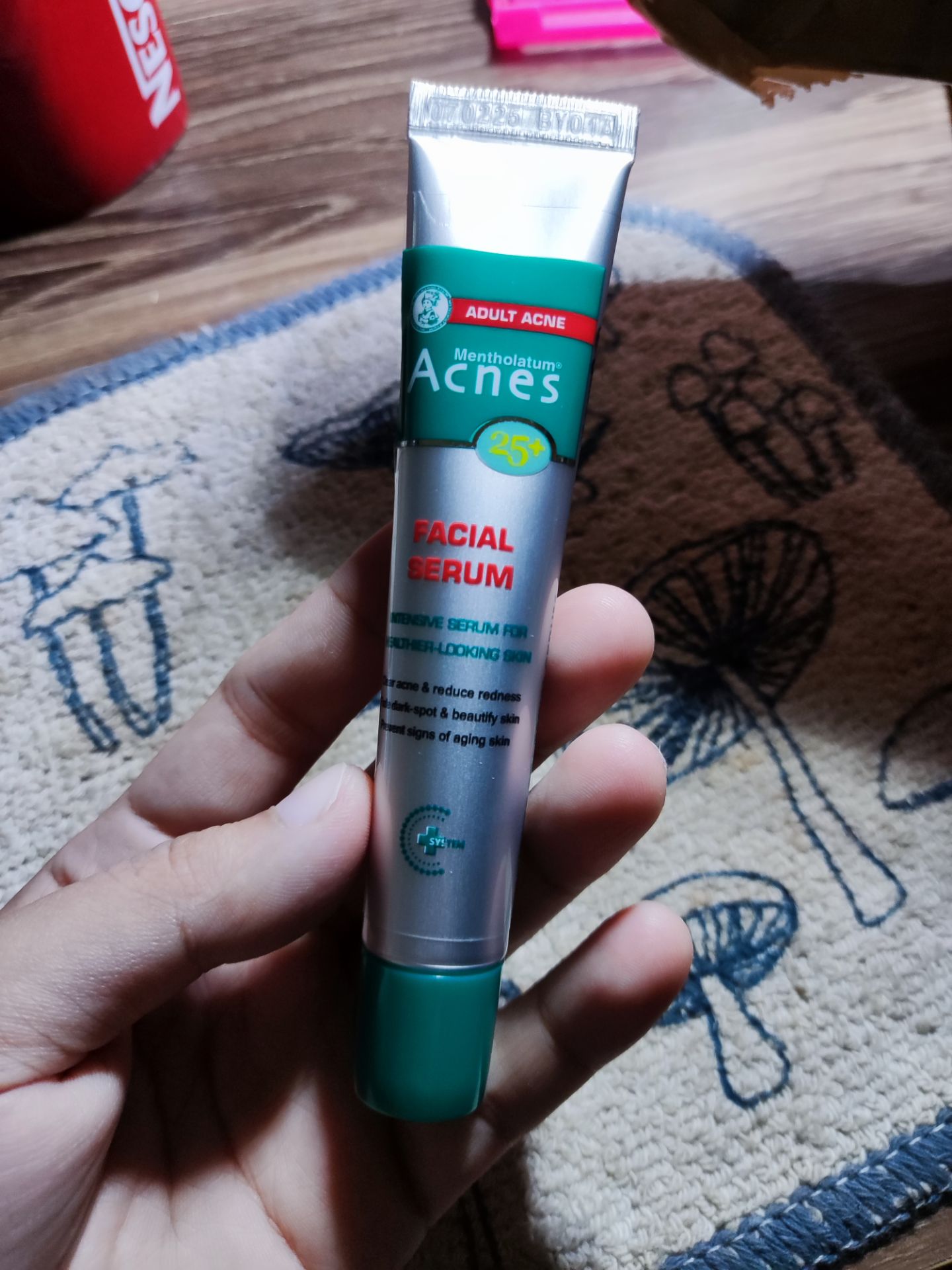 thơm, không rít, hiệu quả không rõ vì mới dùng