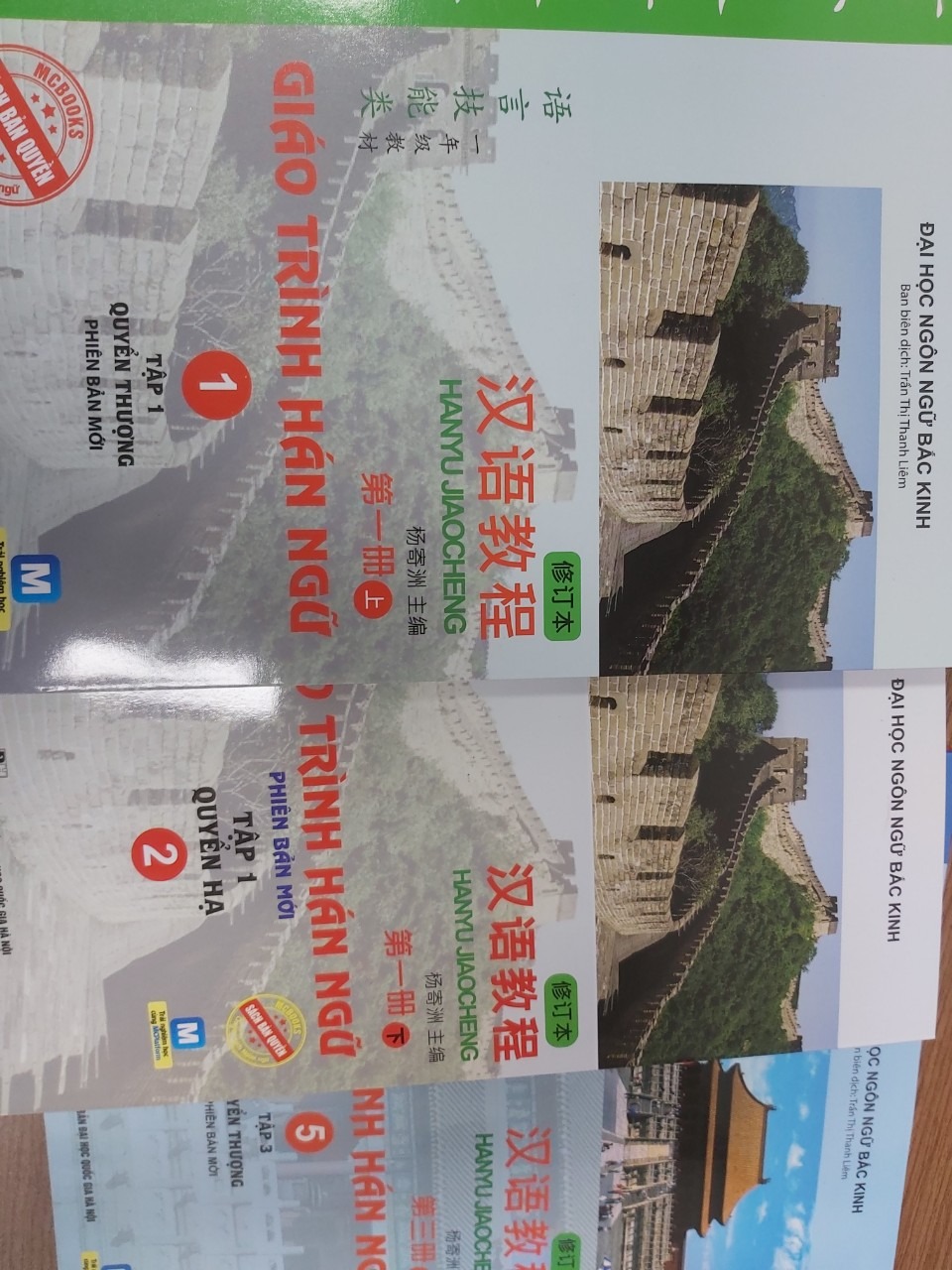 Sách đẹp, chữ in rõ ràng, được đóng gói cẩn thận.
Giao hàng nhanh,hẹn thứ 5 mà thứ 3 mình đã nhận được hàng