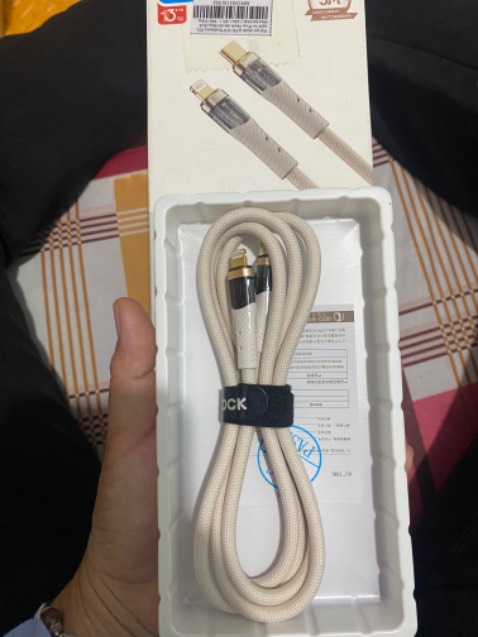 Mình mua nhiều lần rồi, sạc nhanh, ko nóng máy, rất ok, uy tín