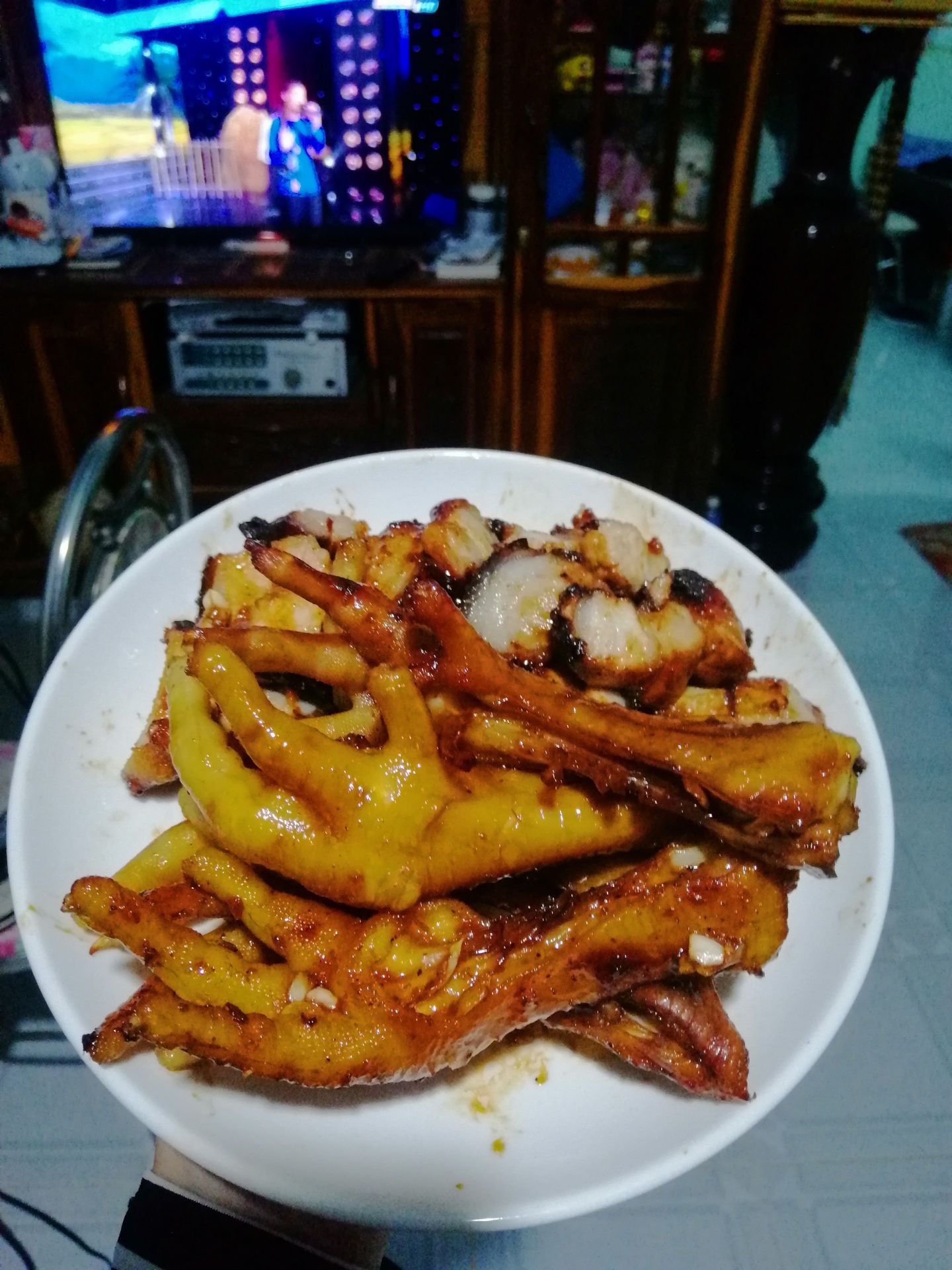 chất lượng ok. mua ngày 10/10. h mới đánh giá. mua đợt giá sale giảm Zalopay và các mã giảm giá các kiểu,  tốn chỉ 600k. Giờ mua k có giá đó đâu. mà nấu cũng hơi lâu ạ. phải lật mới vàng đều. làm bánh ok