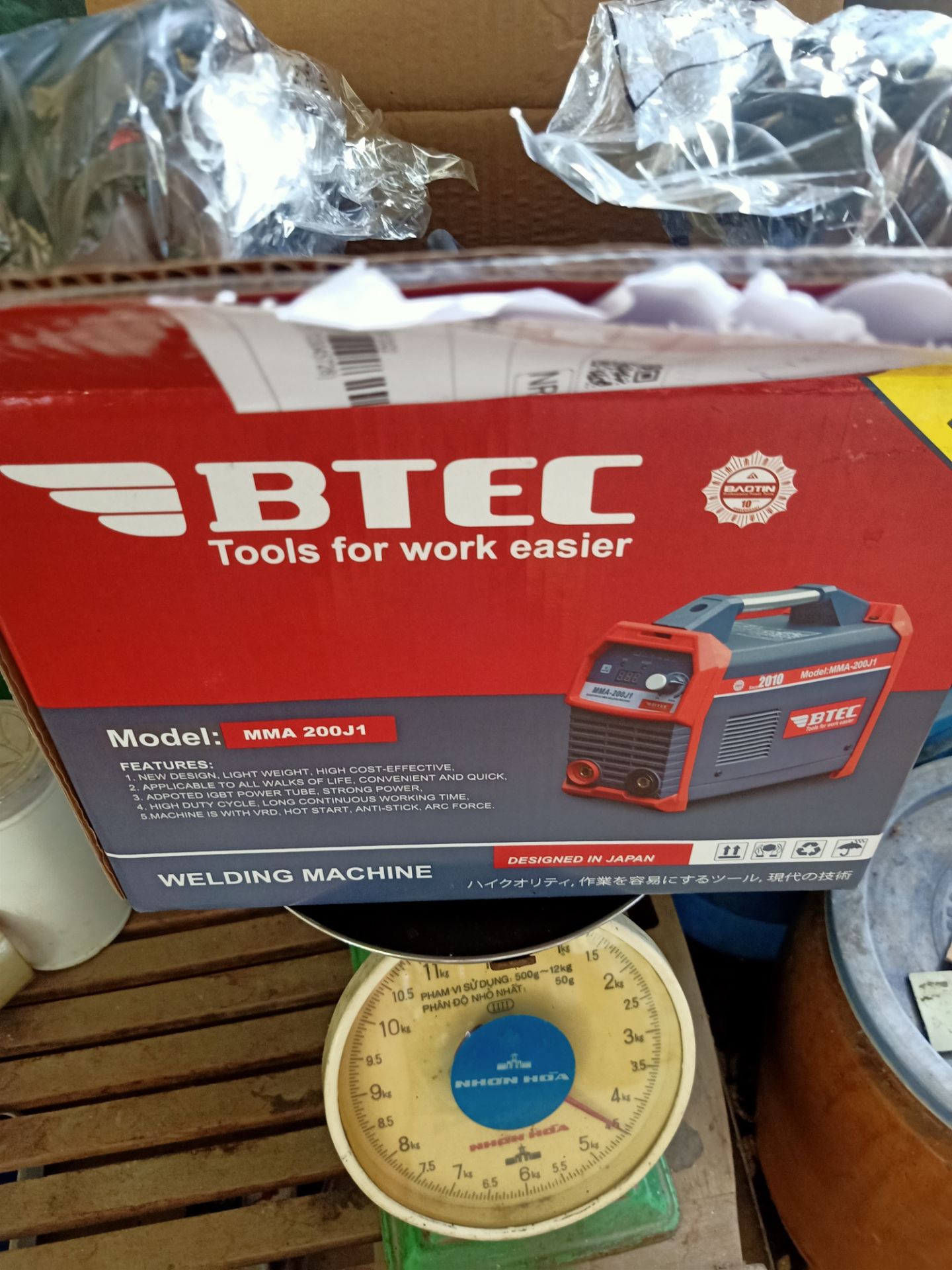 Trọng lượng tổng cộng chưa đến 5kg. AE nào mua cần lưu ý. Nói chung là dùng được.