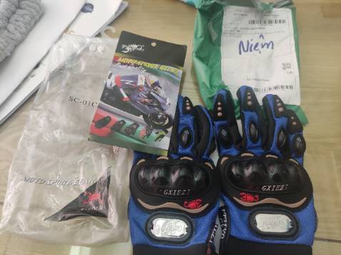 Tệ hại. Đặt size L giao M. Lần đầu giao hàng sai, đổi lại vẫn sai. 1 sao là xứng đáng cho cả cửa hàng, sản phẩm và cả Tiki vì ko kiểm tra mà gửi cho KH. Làm ăn thế nào mà còn thua bà bán rong.